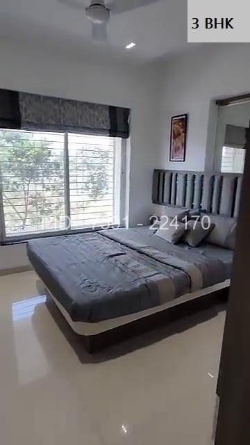 3 BHK Flat for Rent in Ramesh Nagar Only in 21000, Delhi Near Metro